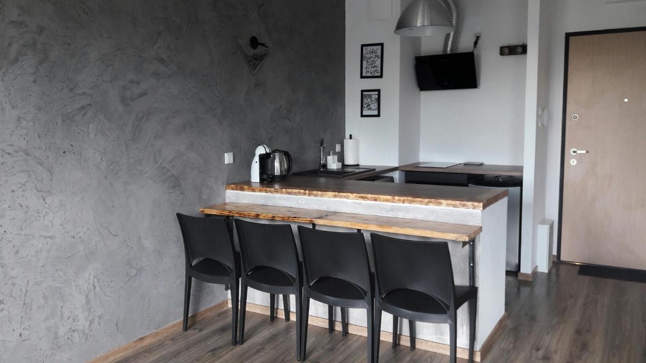 Silver Apartment In Wilanow Warsaw Exterior photo